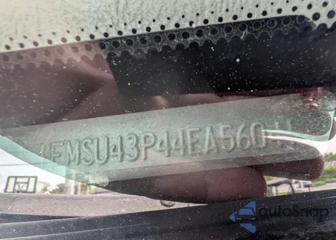 2004 Ford Excursion from USA, damaged, VIN 1FMSU43P44EA56041